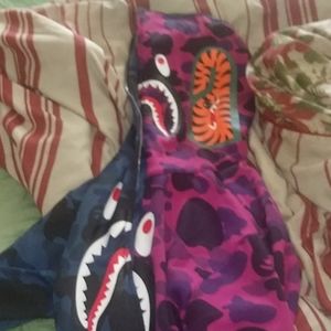 This a bape sweater size M and its selling for 70$